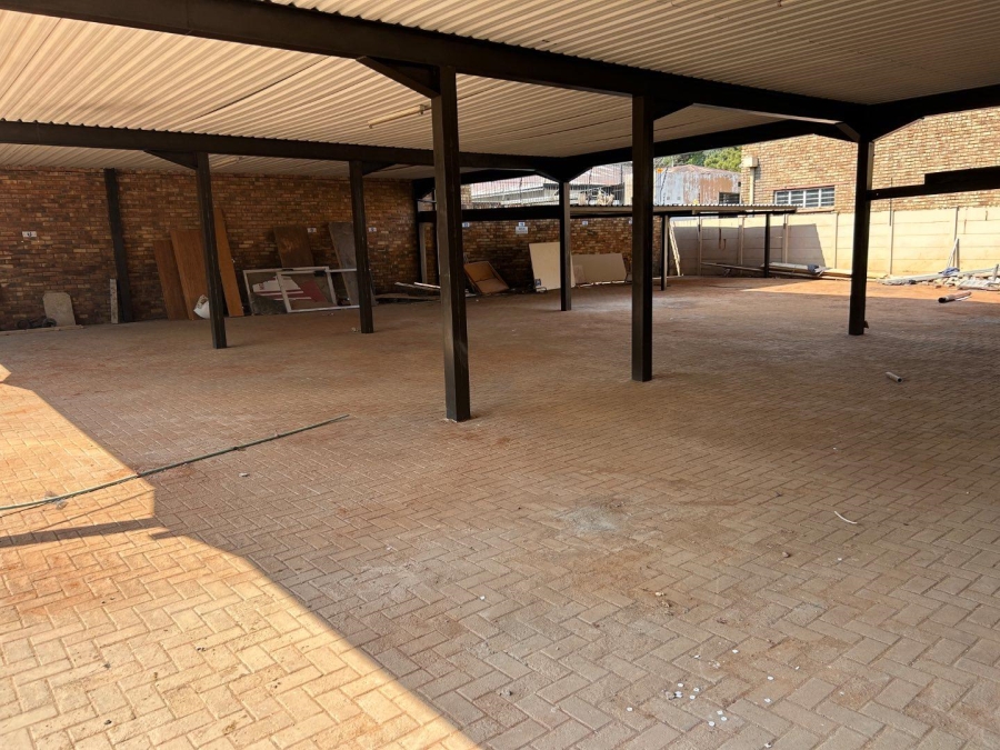 To Let 2 Bedroom Property for Rent in Klerksdorp North West
